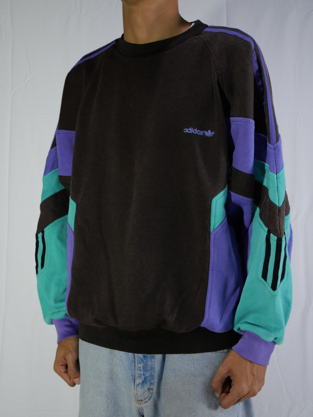(L) Adidas Crewneck