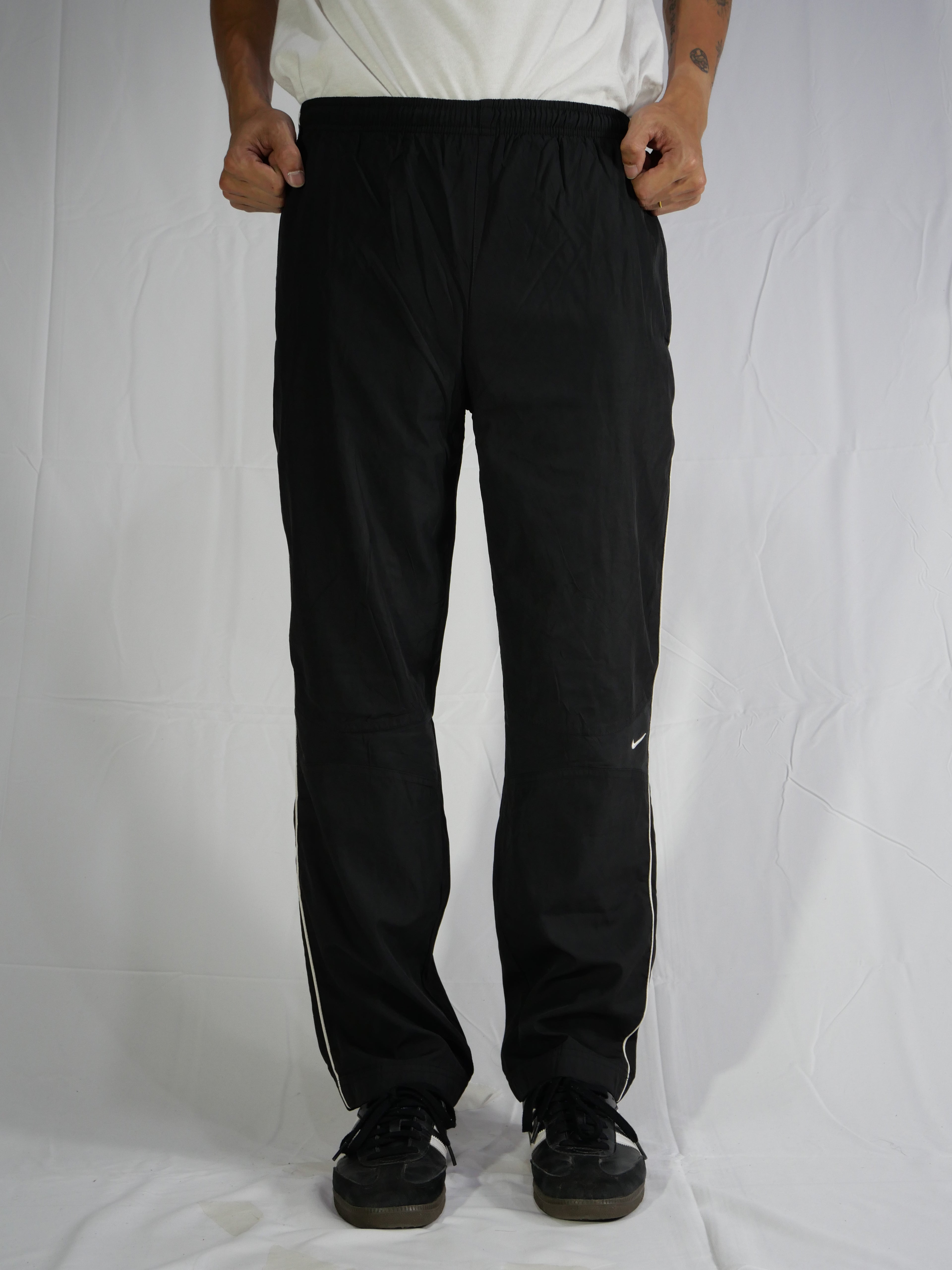 (S) Nike Track Pants