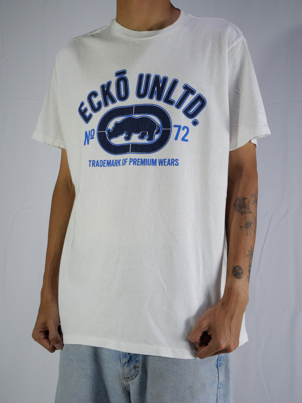 (L) Ecko T-shirt