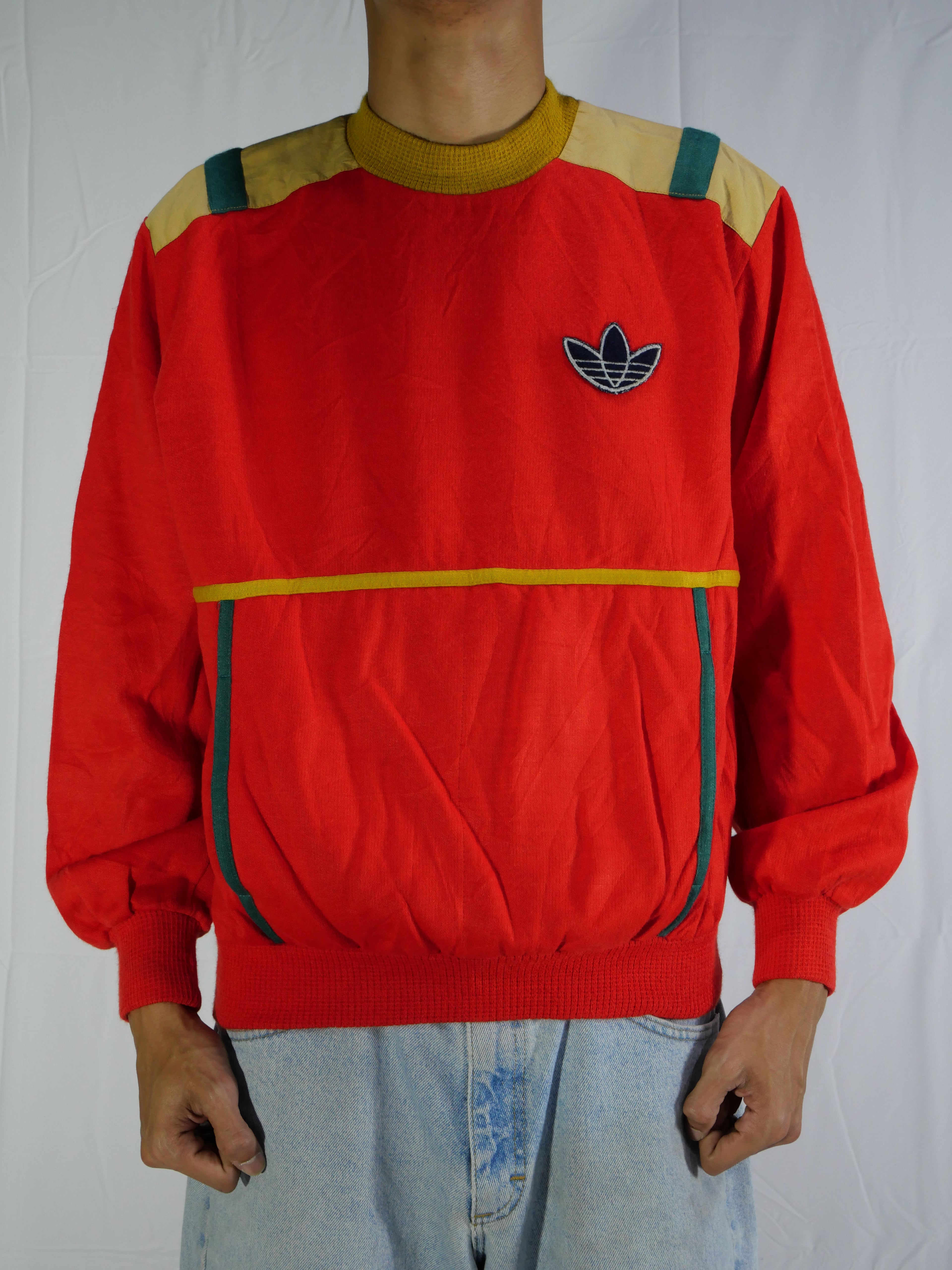 (M) Adidas Crewneck