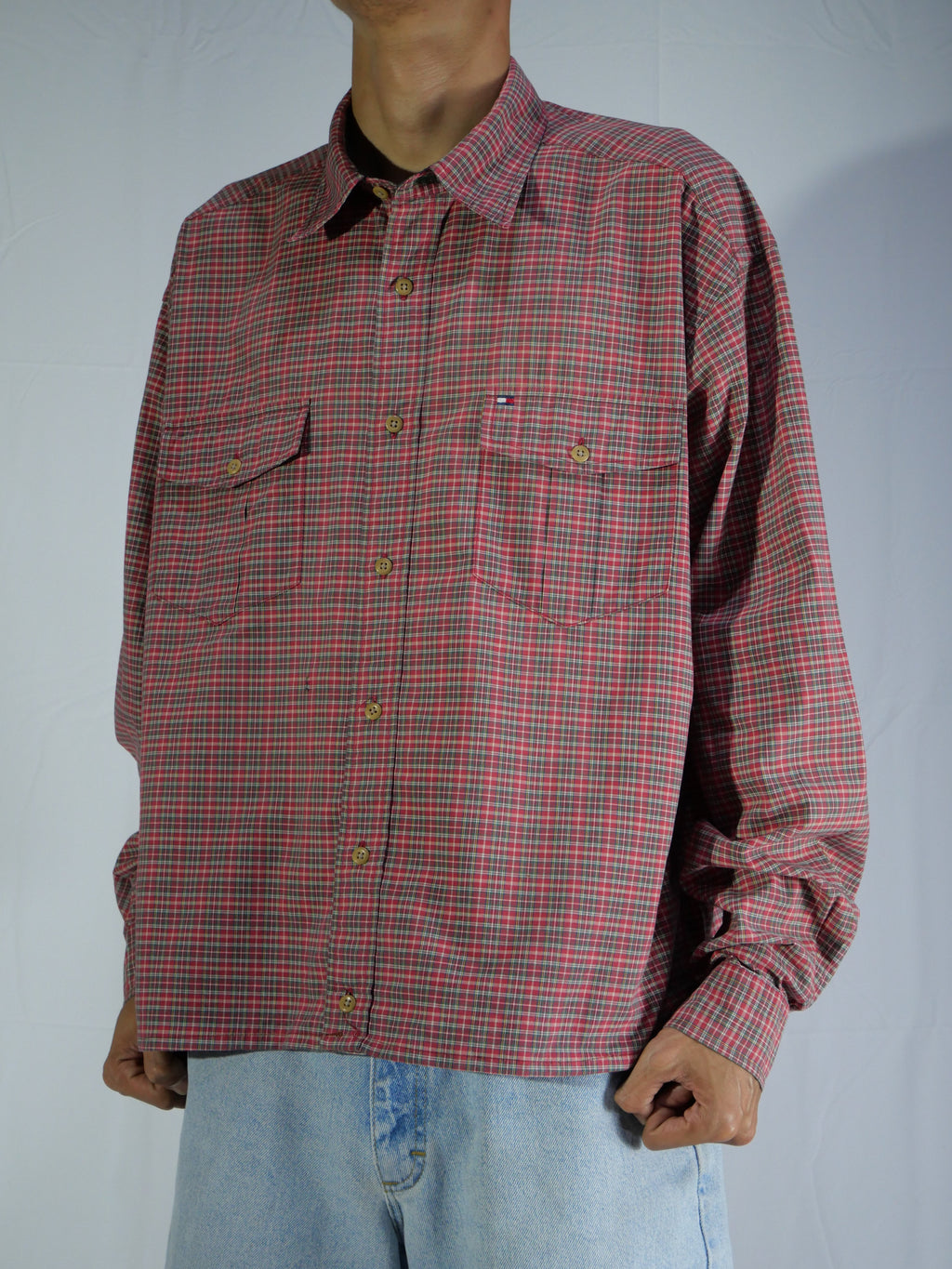 (L) Tommy Hilfiger Button Shirt