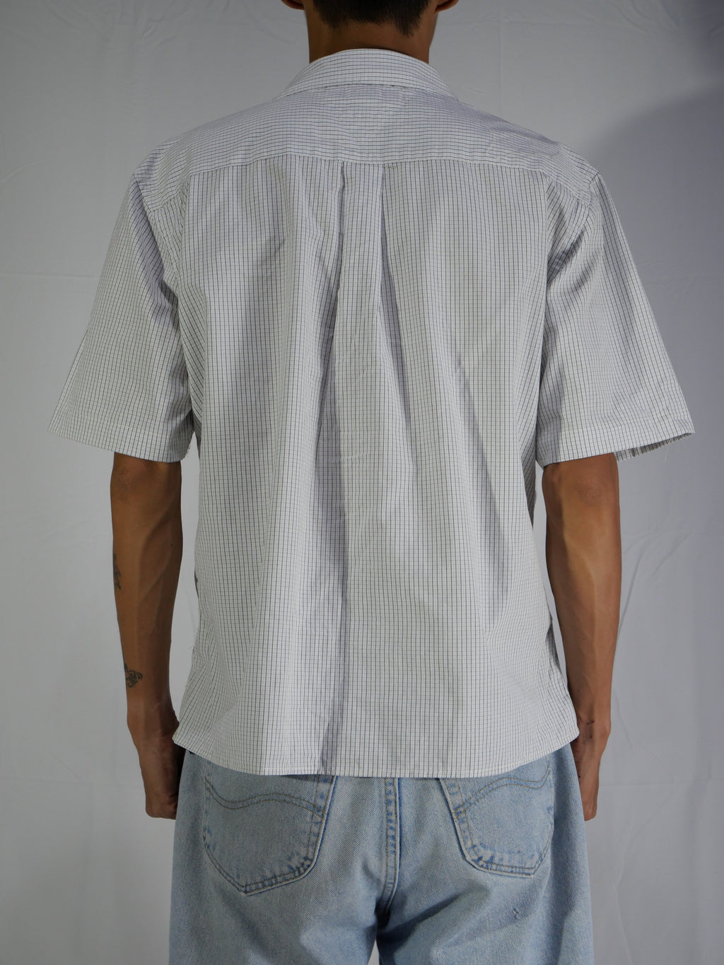 (L) Tommy Hilfiger Button Shirt