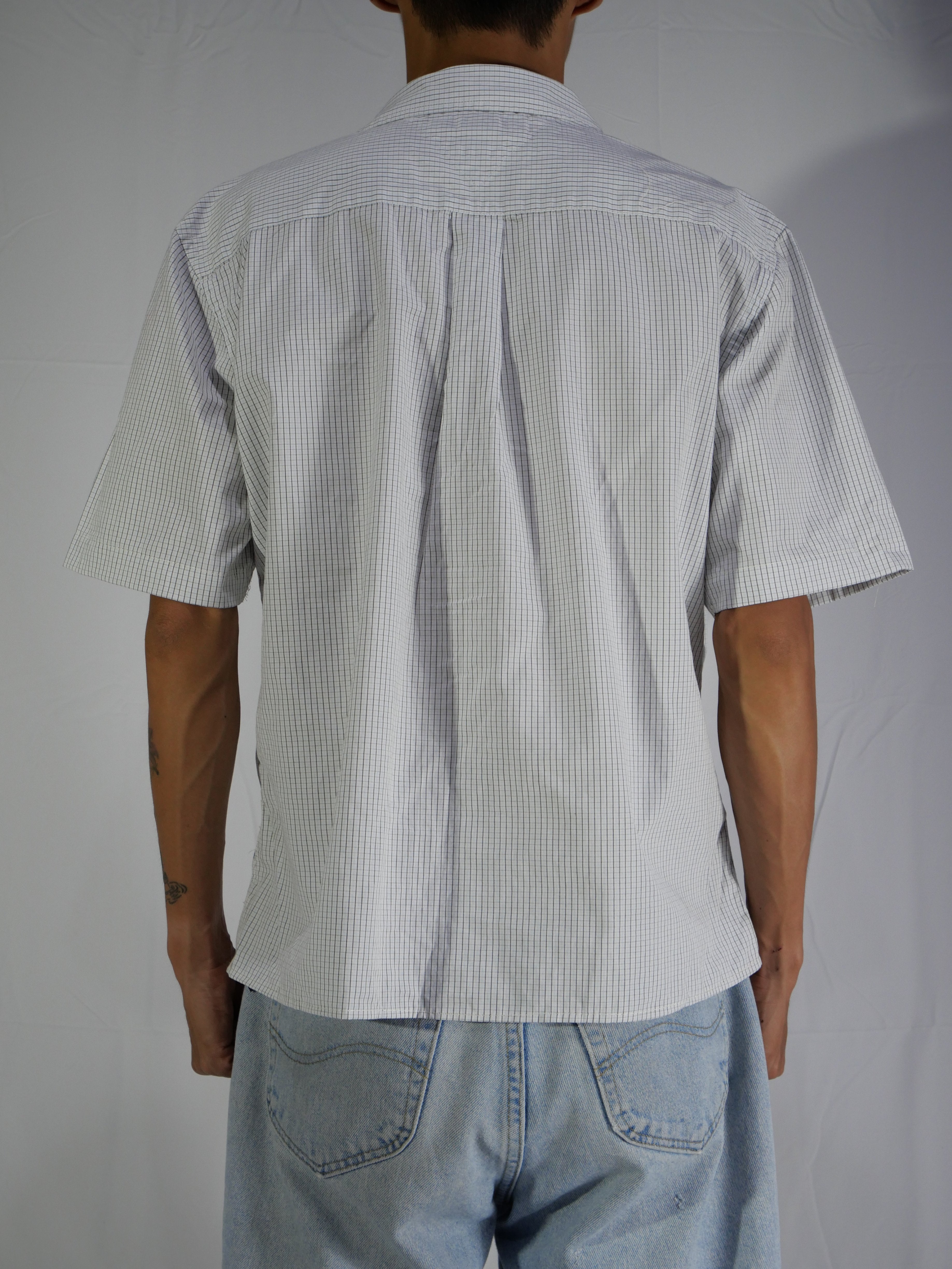 (L) Tommy Hilfiger Button Shirt