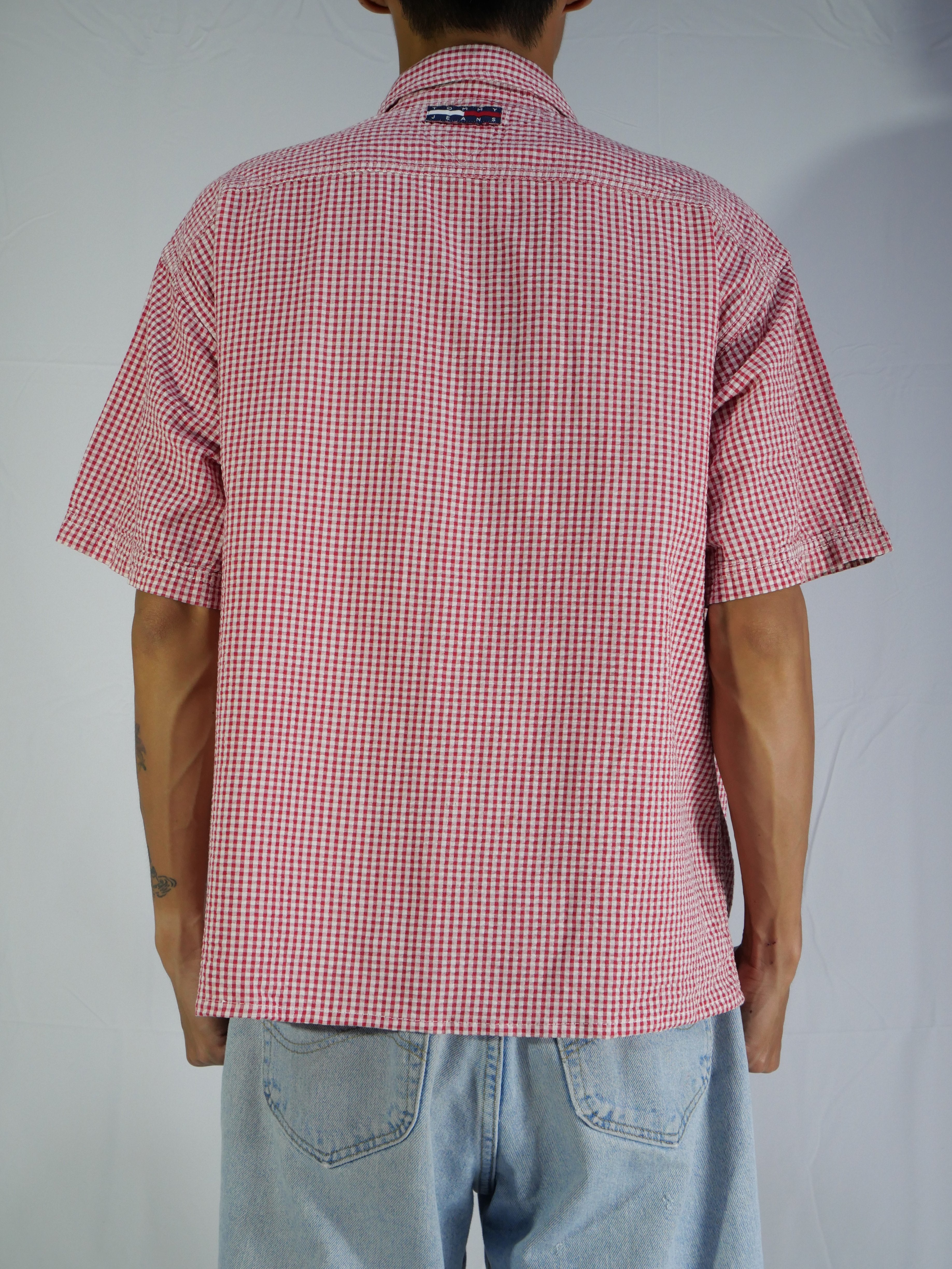 (M) Tommy Hilfiger Button Shirt