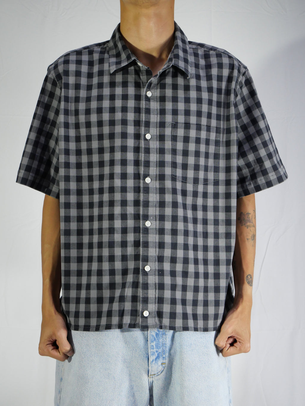 (XL) GAP Button Shirt