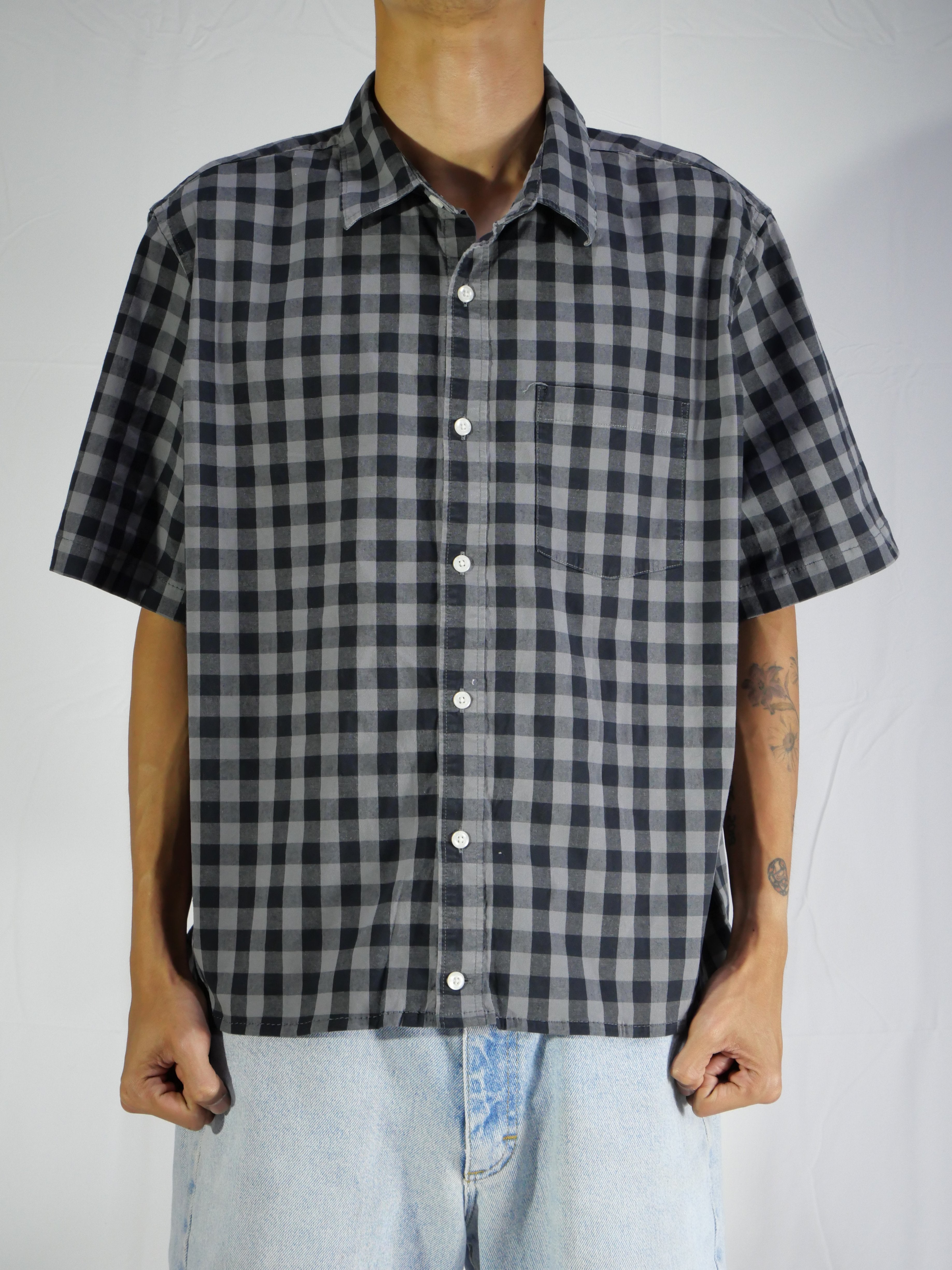(XL) GAP Button Shirt