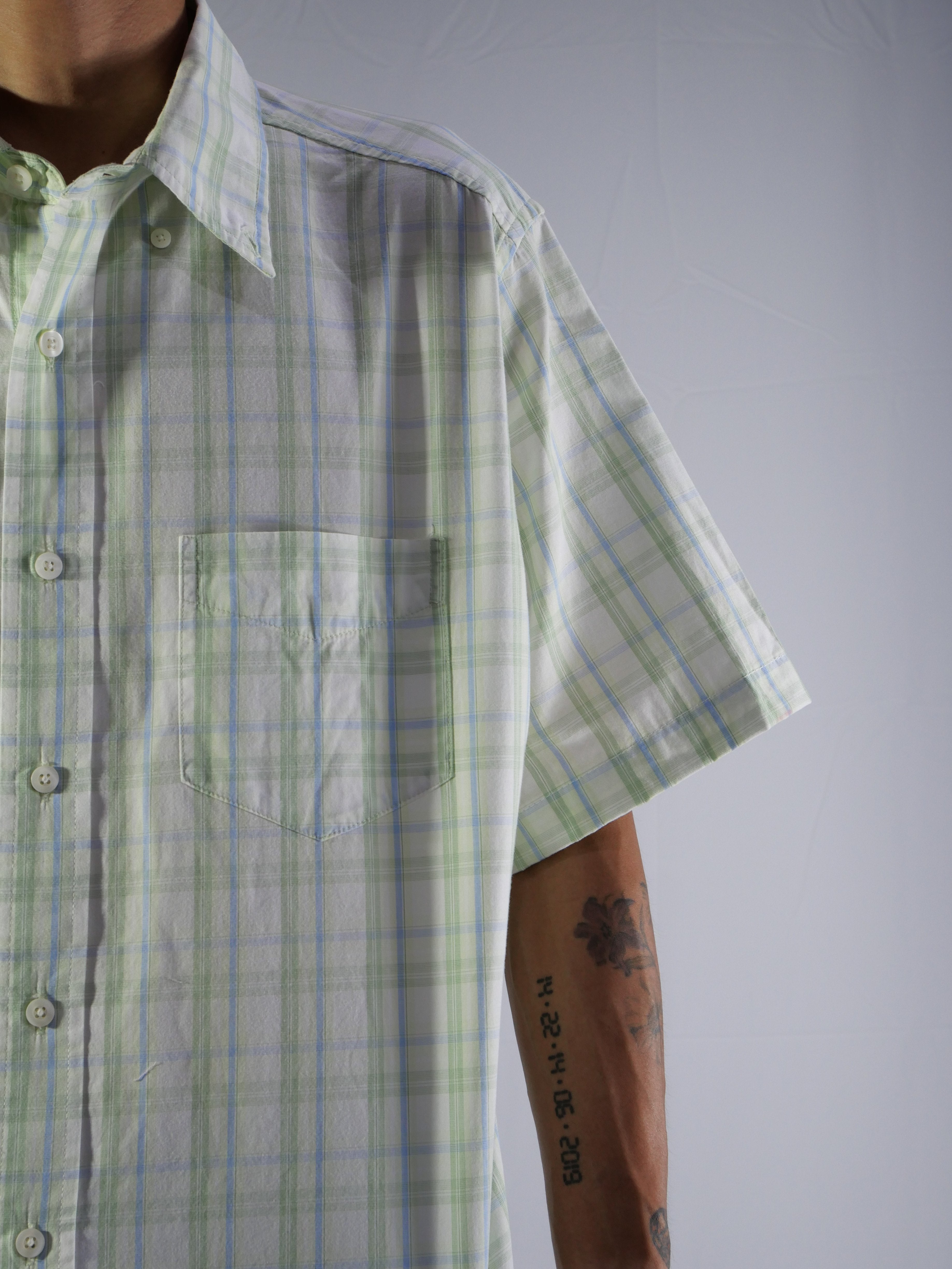 (L) GAP Button Shirt