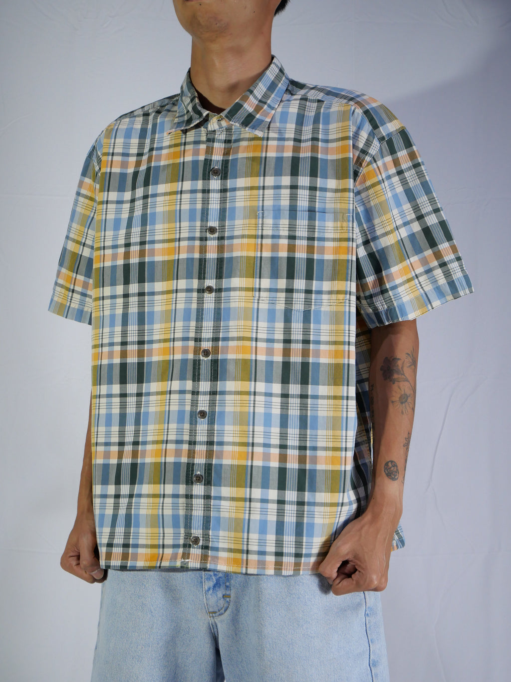 (XL) GAP Button Shirt