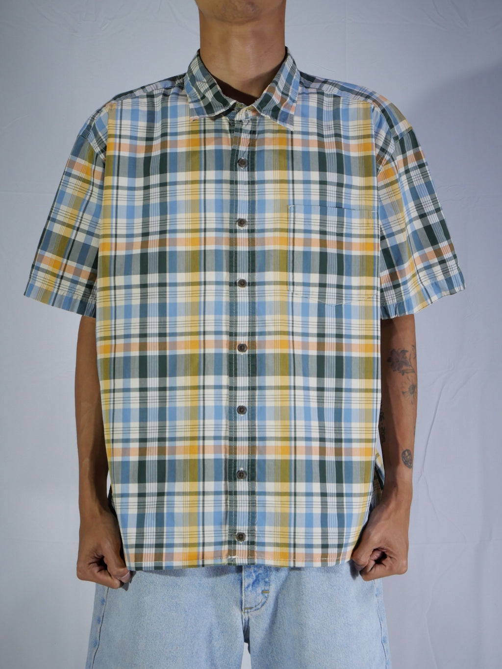 (XL) GAP Button Shirt