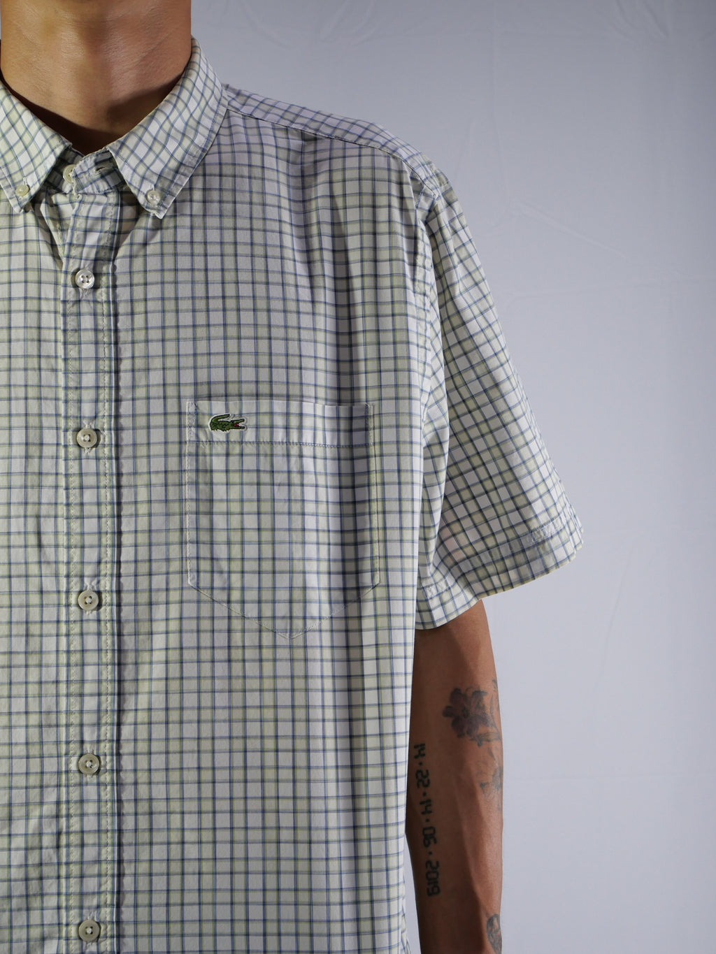 (L) Lacoste Button Shirt