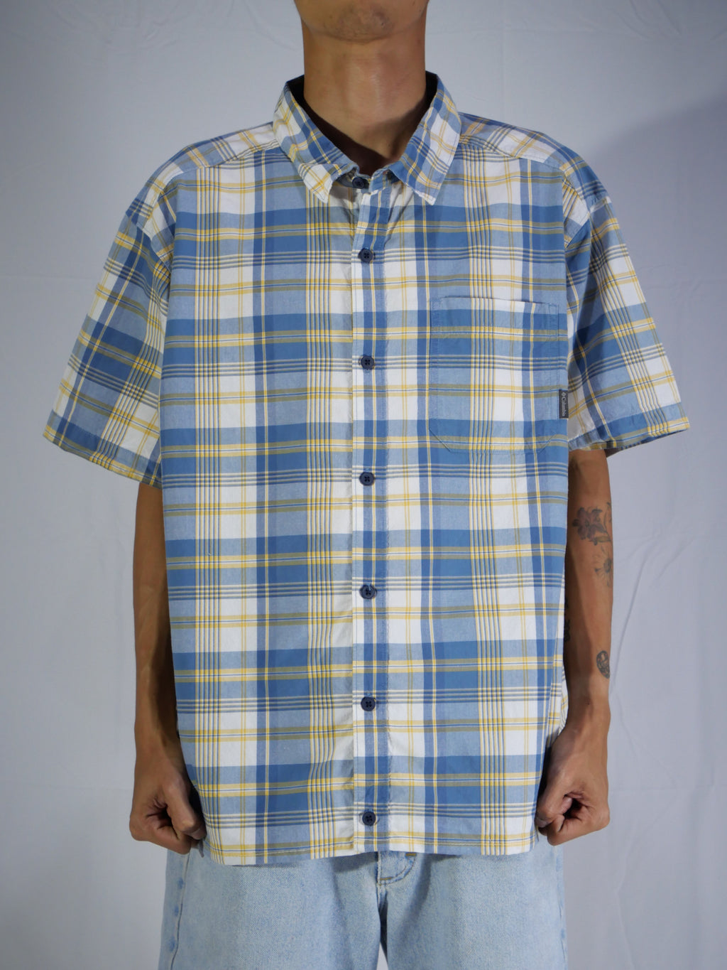 (XL) Columbia Button Shirt