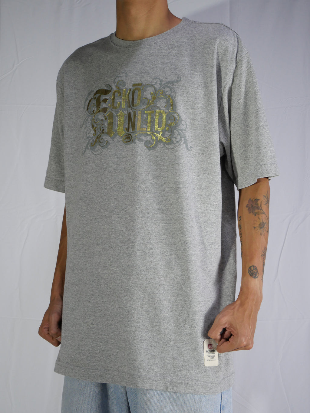 (L) ECKO T-Shirt