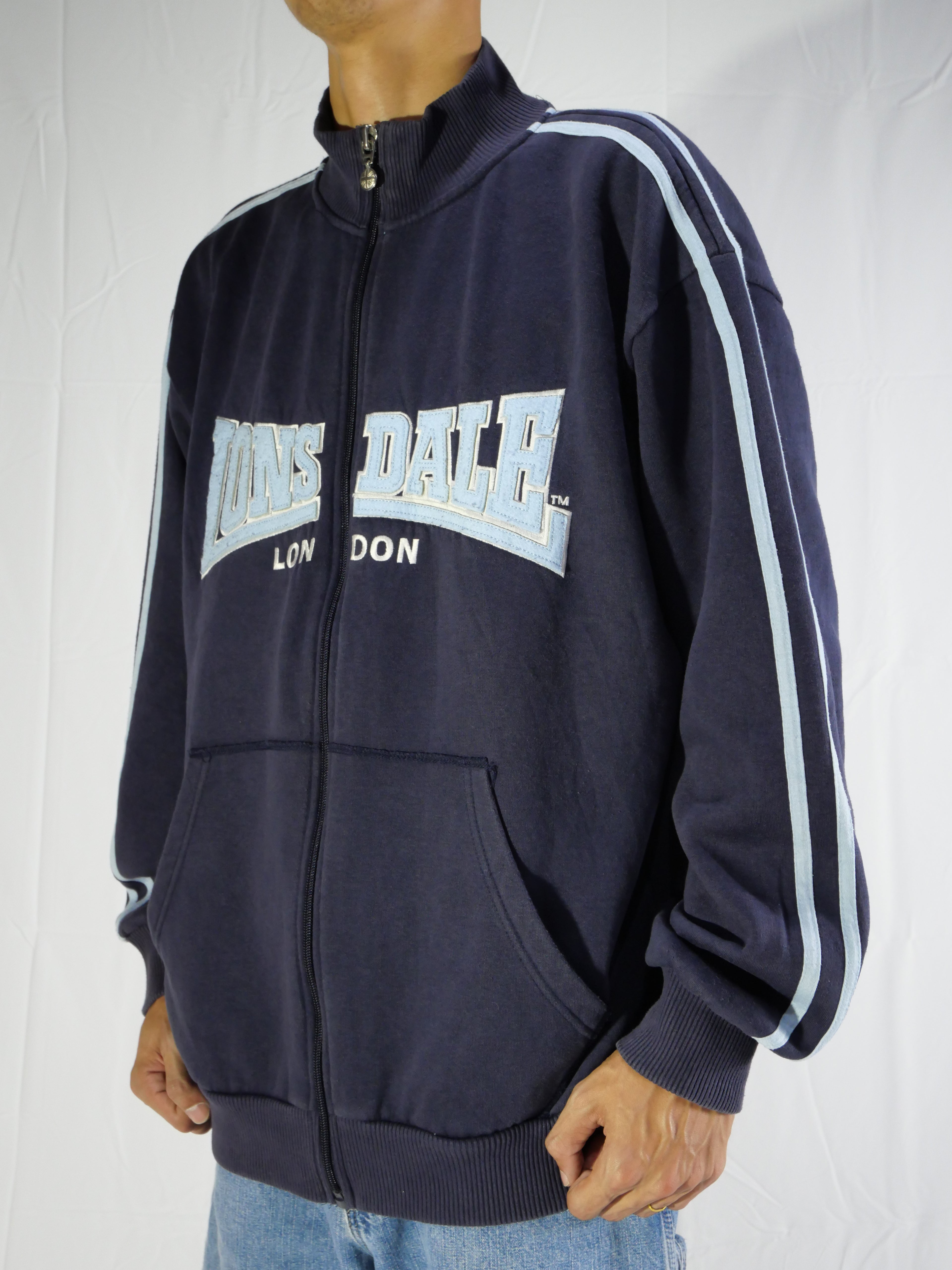 (L) Lonsdale London Zip Up