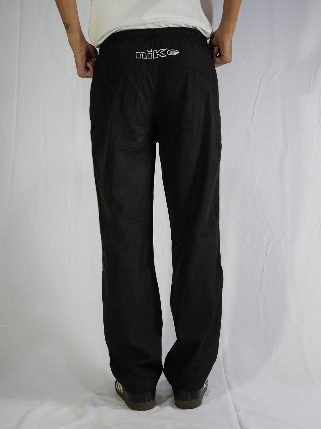 (S) Nike Track Pants