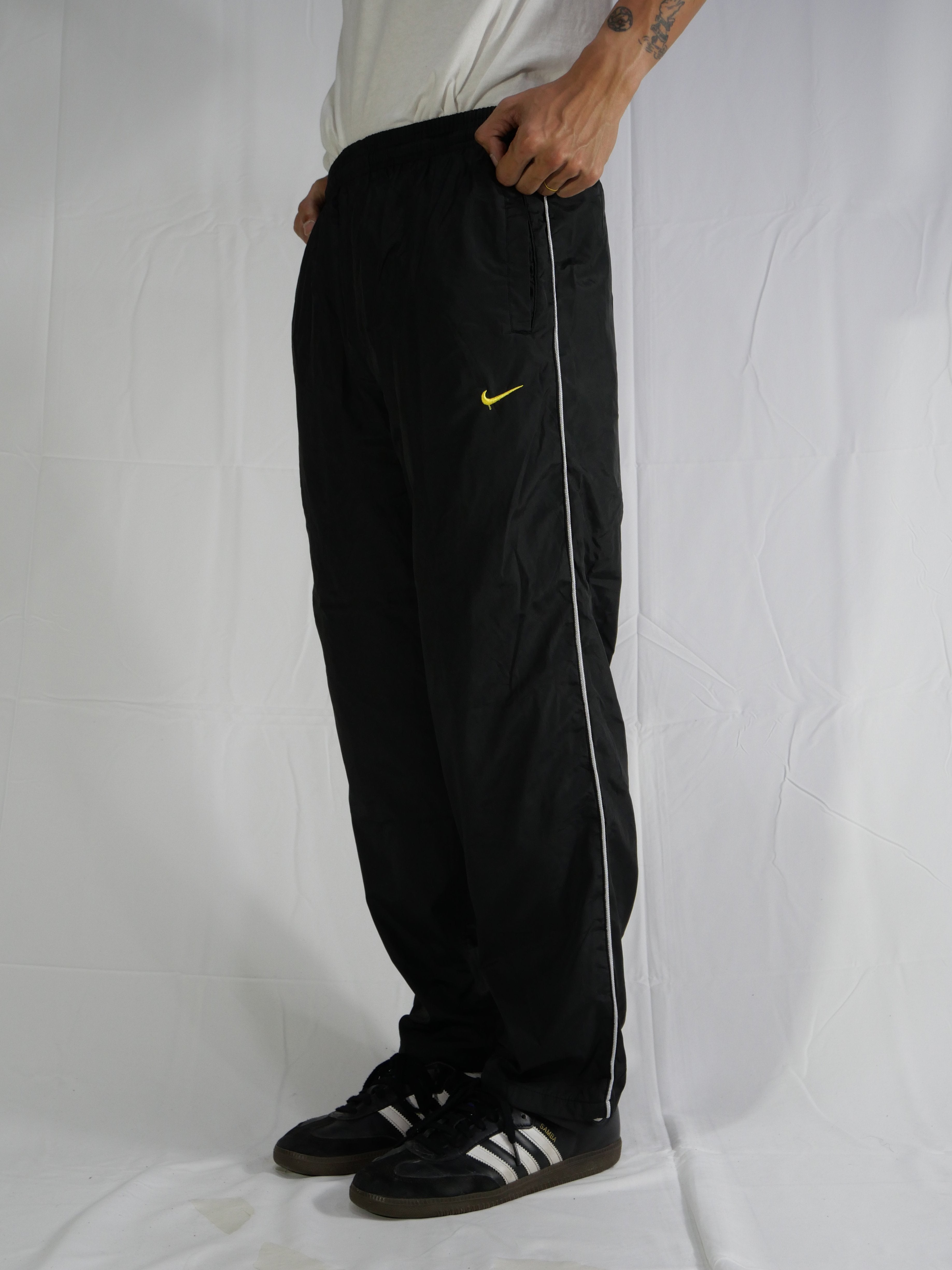 (M) Nike Track Pants