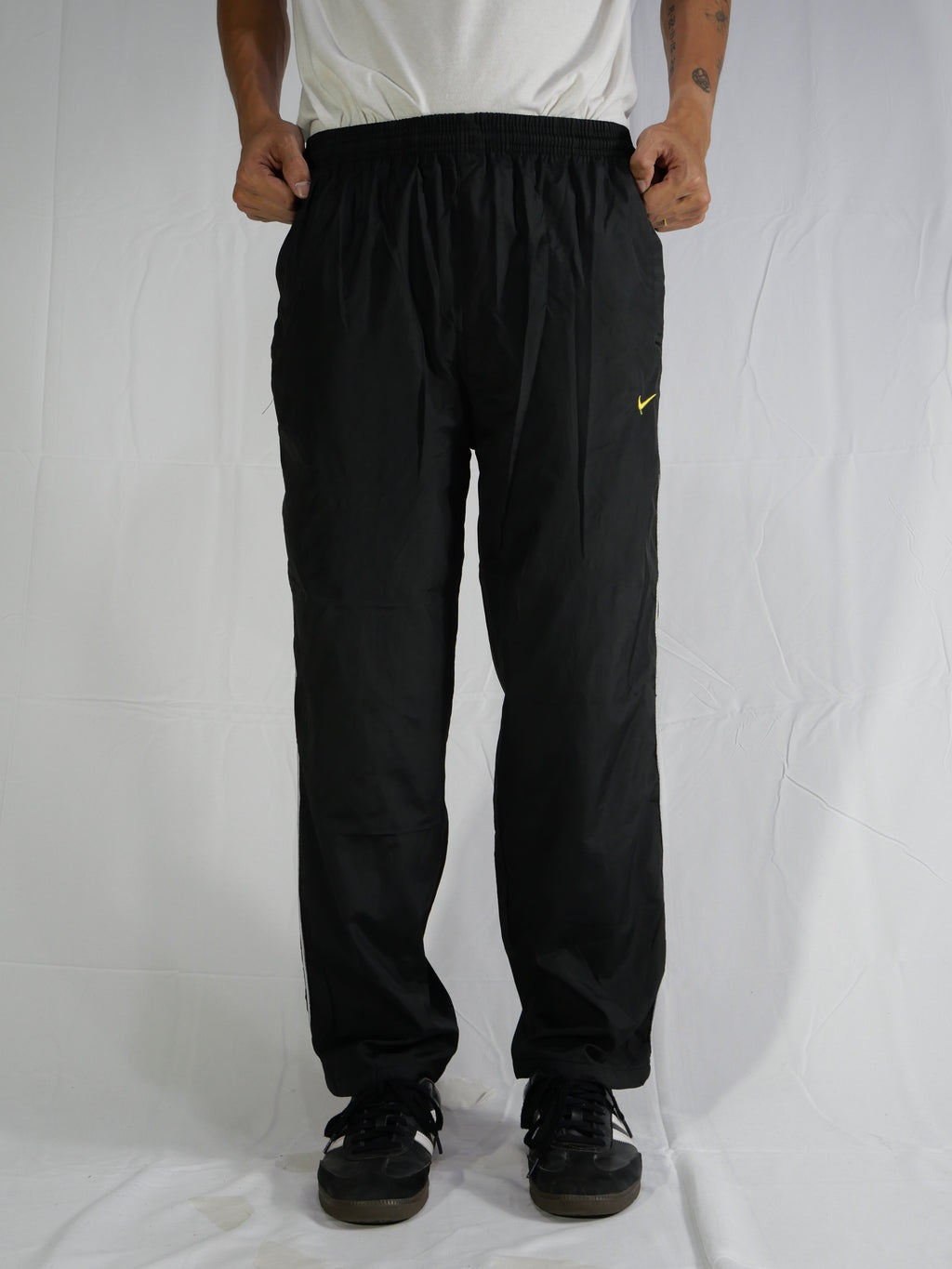 (M) Nike Track Pants