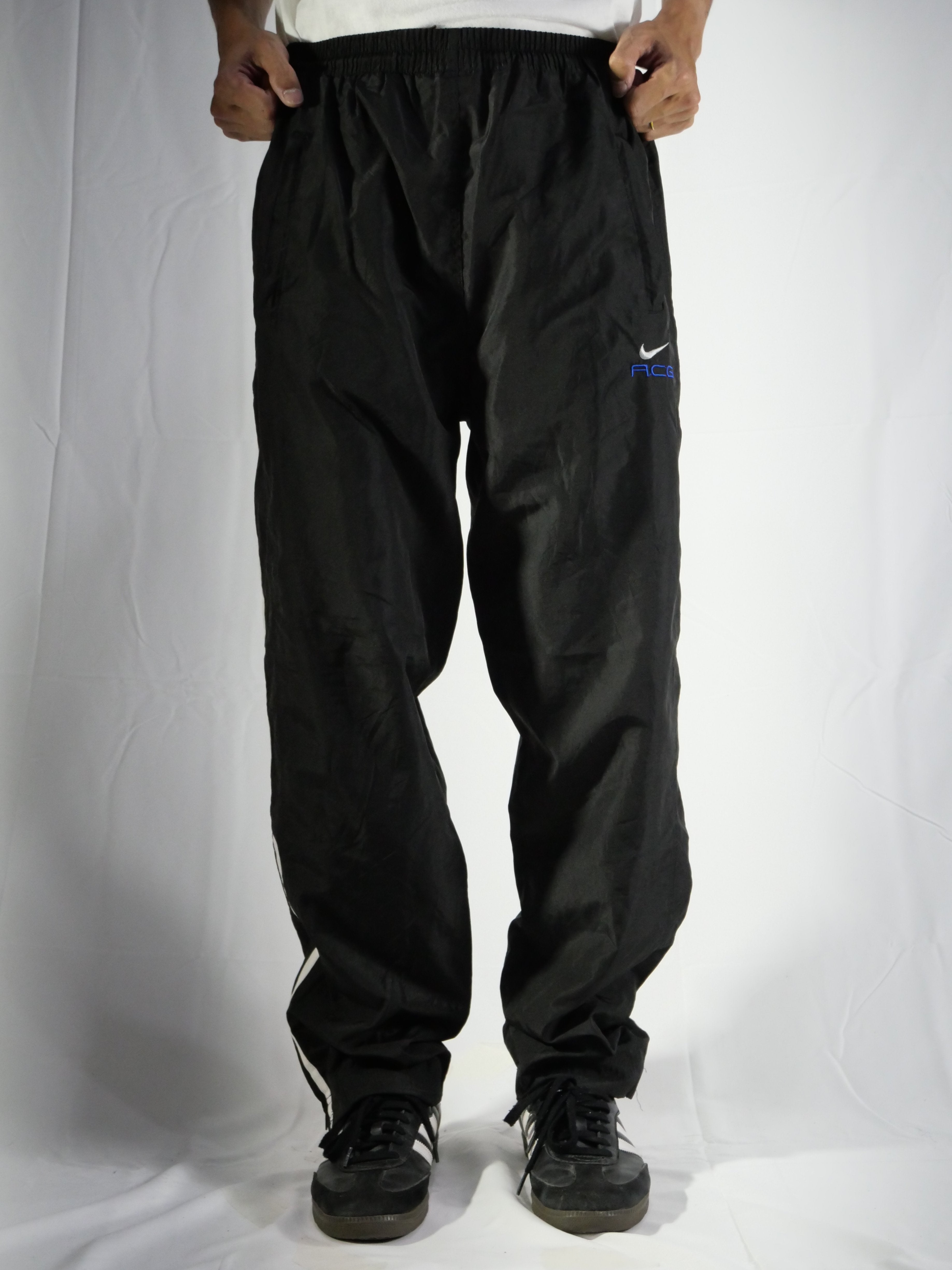 (S) Nike ACG Track Pants