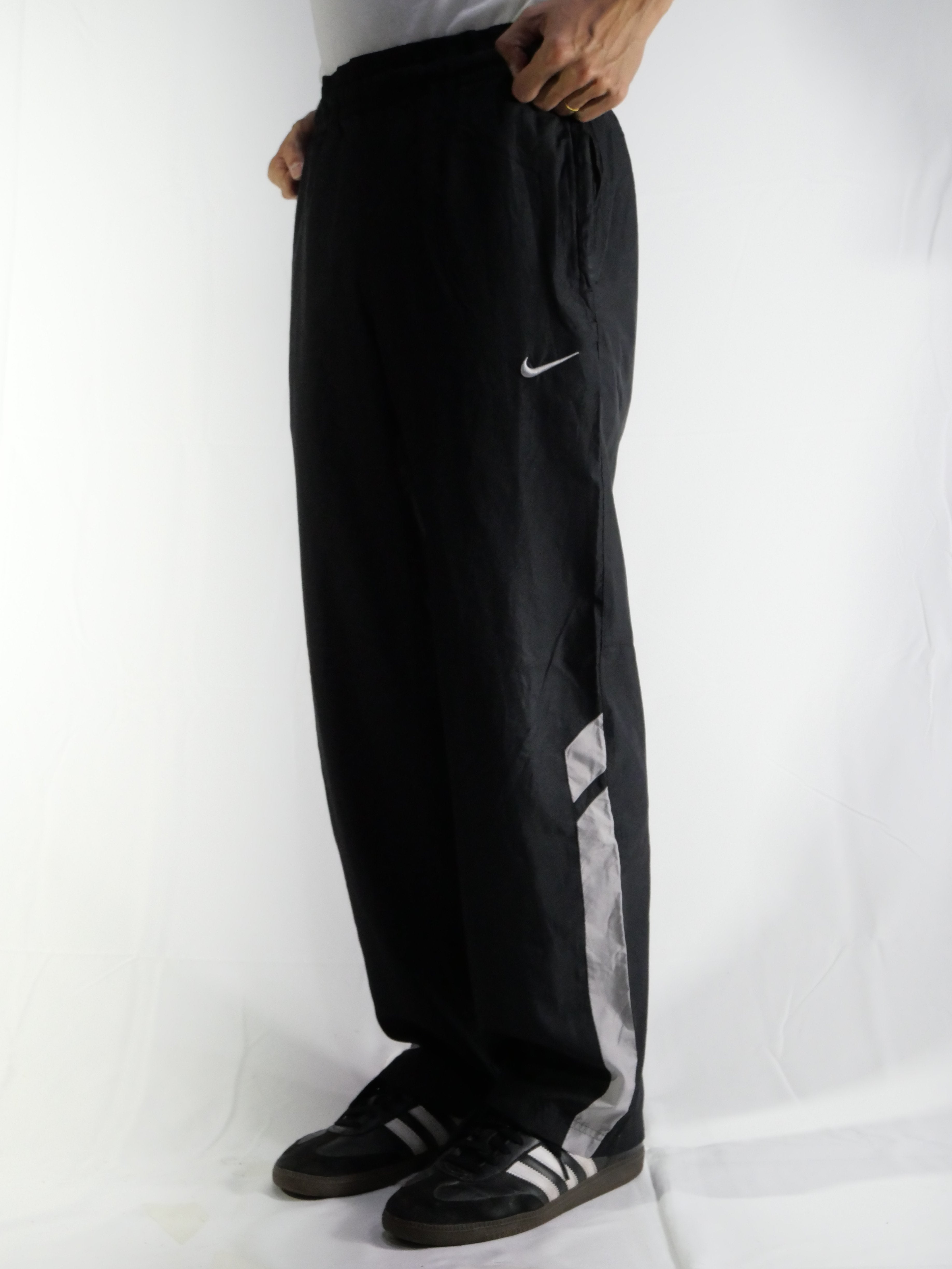 (M) Nike Track Pants