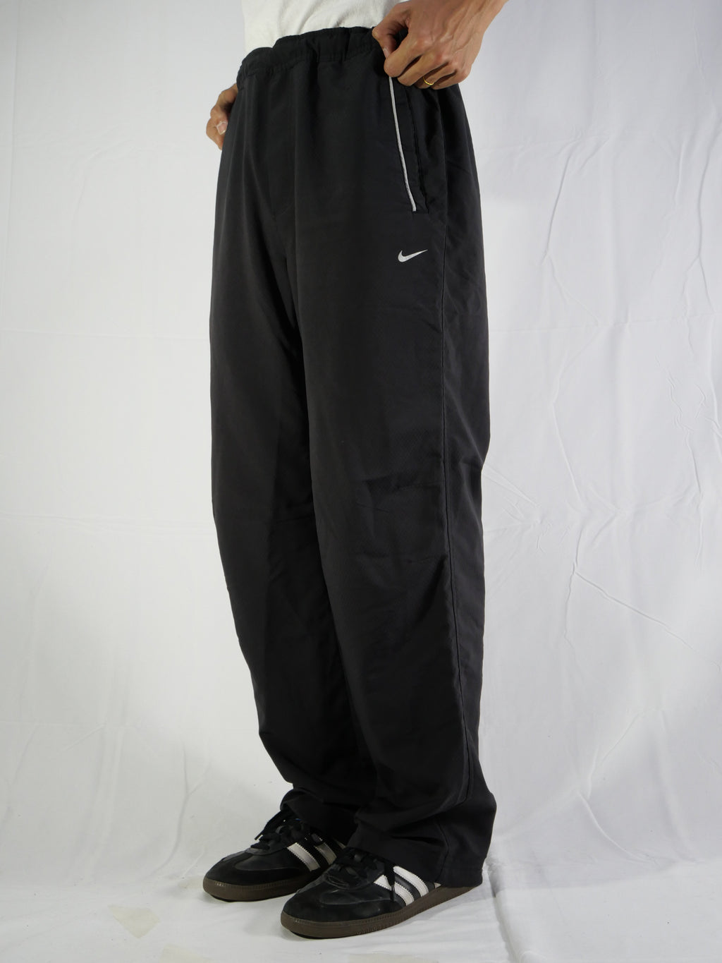 (L) Nike Track Pants