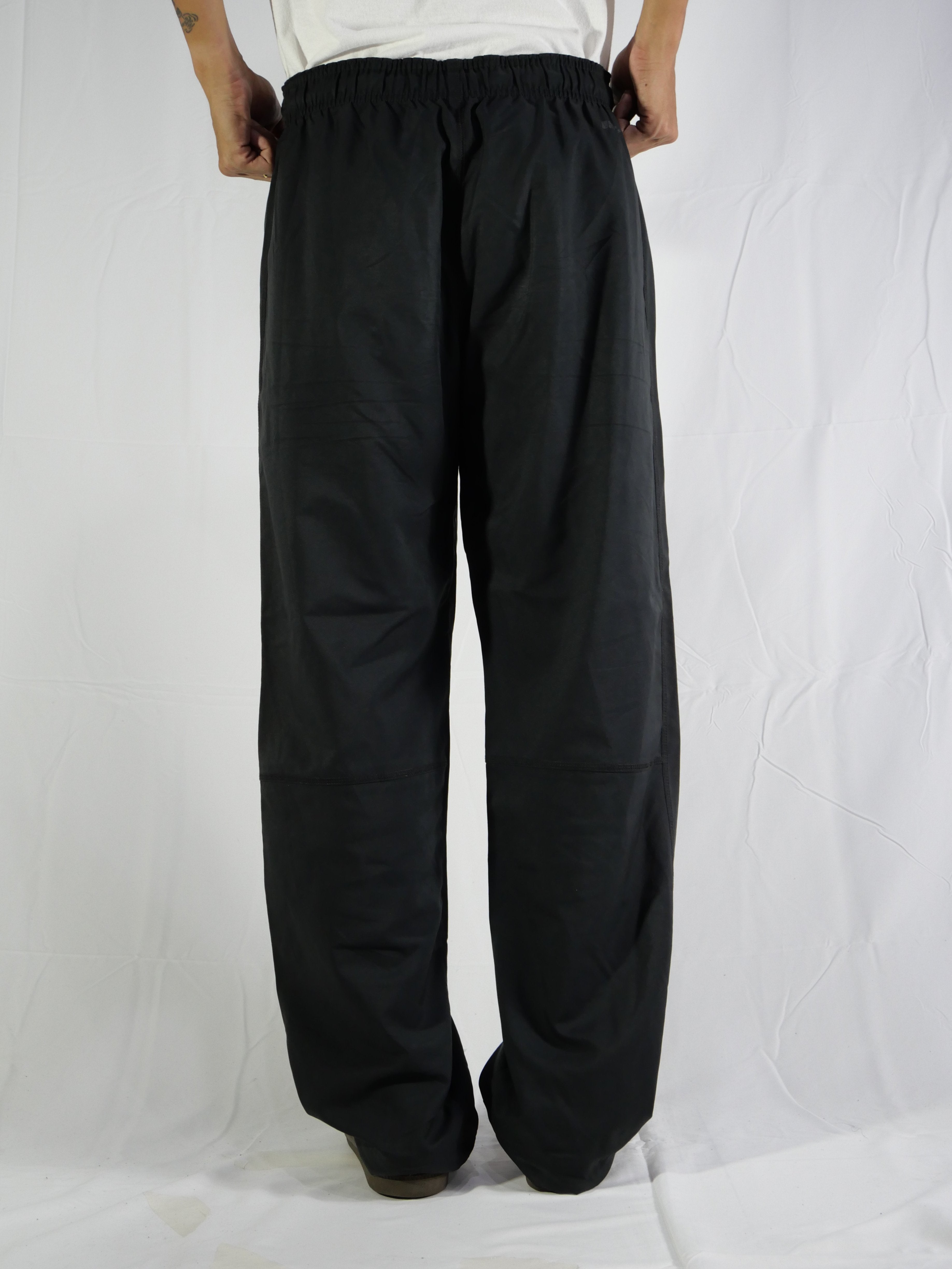 (M) Nike Track Pants