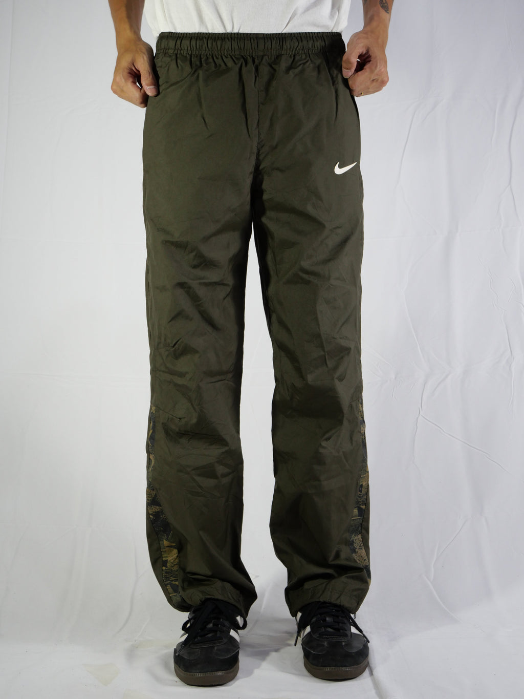 (S) Nike Track Pants