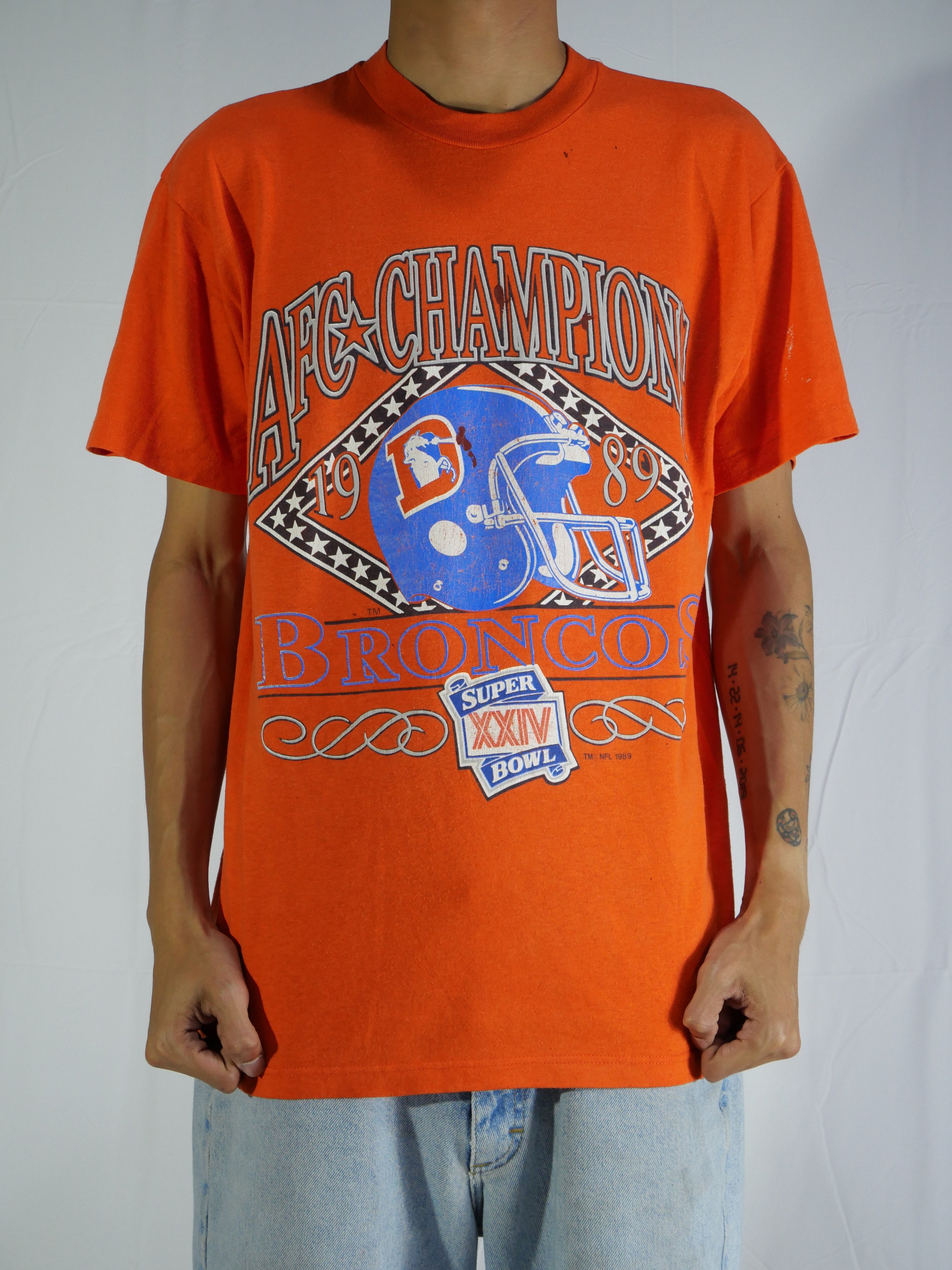 (M) Denver Broncos T-Shirt