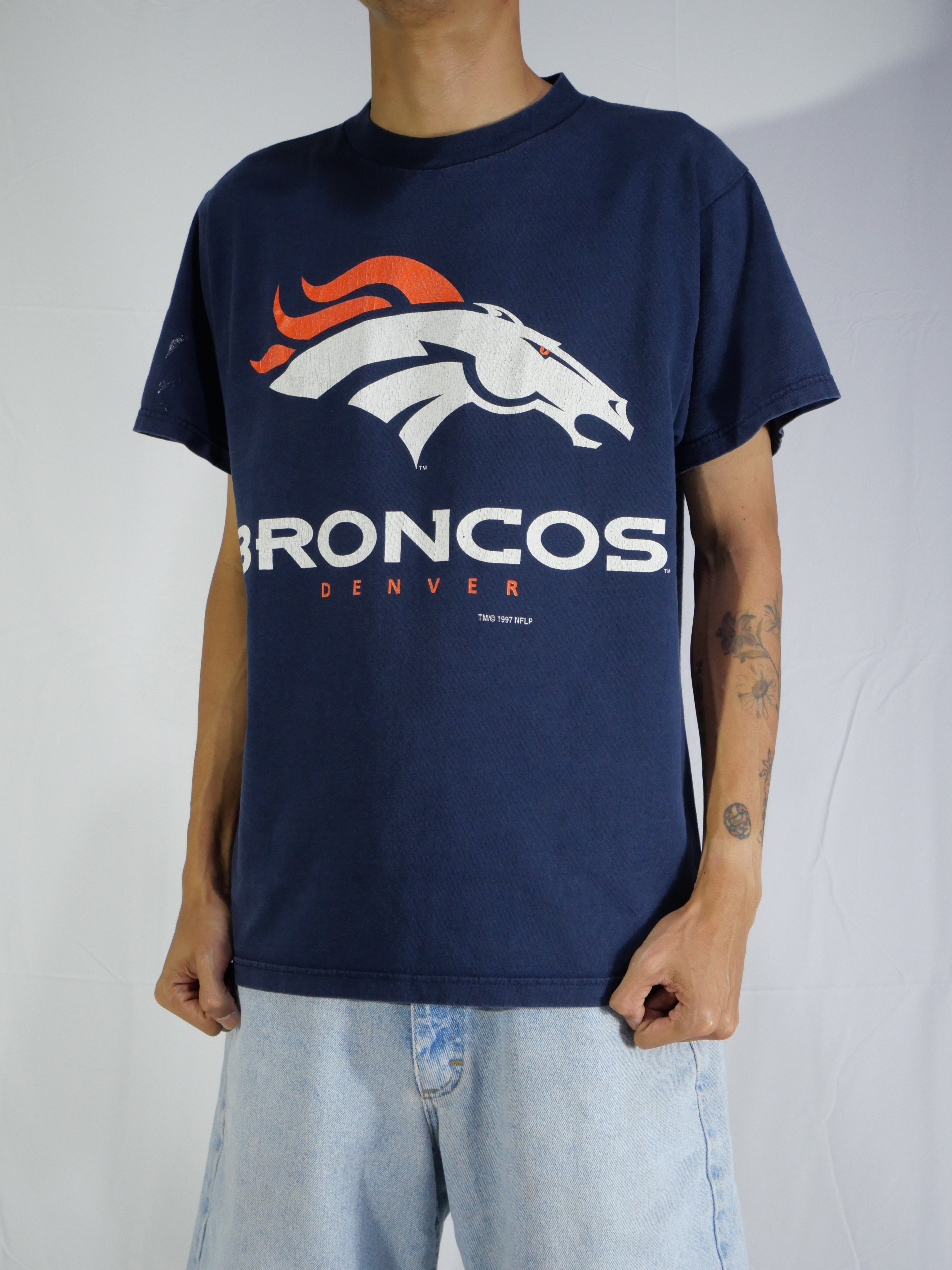(M) Denver Broncos T-Shirt